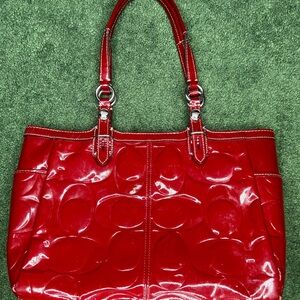 Coach Gallery Signature Tote Bag – Red Patent Leather (Style No. F1093)